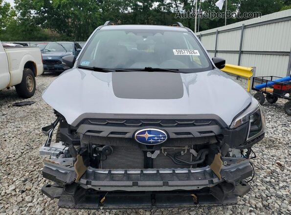 JF2SKAMCXNH424597 2022 SUBARU FORESTER Серебряный Вид спереди