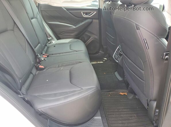 JF2SKAMCXRH404372 2024 SUBARU FORESTER White Widok wnętrza z tyłu
