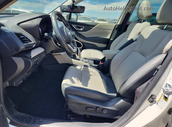 JF2SKANC3PH505846 2023 SUBARU FORESTER White Front interior view
