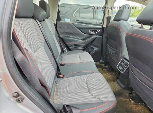 JF2SKAPC0KH416791 2019 SUBARU FORESTER Серебряный Вид задней части салона