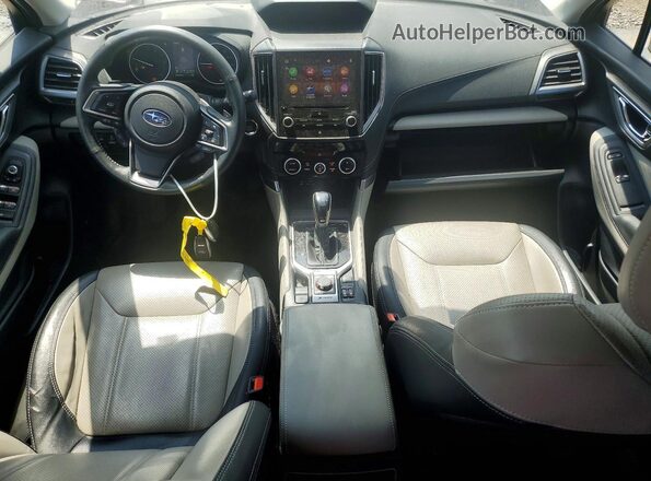 JF2SKAPC2NH436142 2022 SUBARU FORESTER White Dashboard view