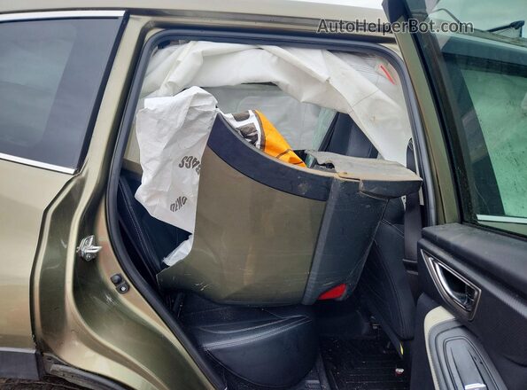 JF2SKAPC3NH508997 2022 SUBARU FORESTER Green Widok wnętrza z tyłu