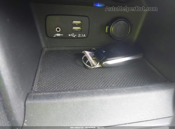 JF2SKAPC4NH421786 2022 SUBARU FORESTER Белый Вид панели приборов