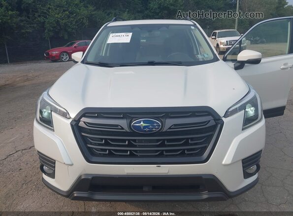 JF2SKAPC4NH421786 2022 SUBARU FORESTER Белый Вид спереди