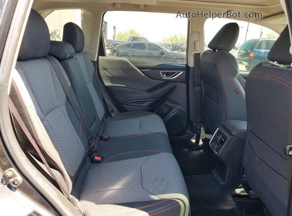 JF2SKAPC9KH492445 2019 SUBARU FORESTER Gray Սալոնի հետևի տեսք