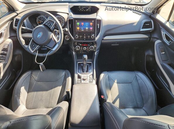 JF2SKAPCXNH435207 2022 SUBARU FORESTER Silver Vista del salpicadero