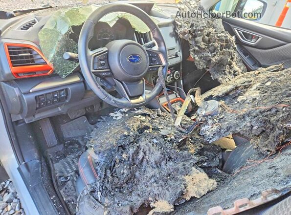 JF2SKARC1LH417379 2020 SUBARU FORESTER Silver Առջևի վահանակի տեսք