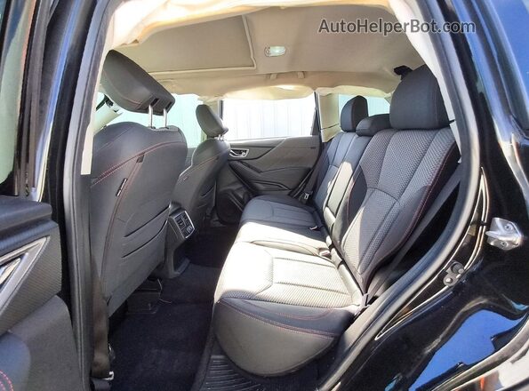 JF2SKARC4LH451378 2020 SUBARU FORESTER Black Вид задньої частини салону