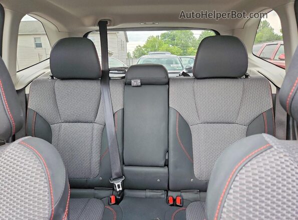 JF2SKARC5MH531466 2021 SUBARU FORESTER White Vista de los asientos traseros