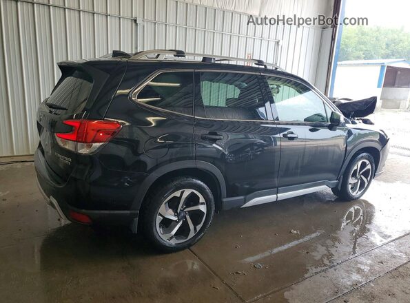 JF2SKARC5PH401918 2023 SUBARU FORESTER Черный Задняя правая четверть