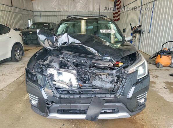 JF2SKARC5PH401918 2023 SUBARU FORESTER Черный Вид спереди