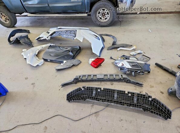JF2SKARCXNH433793 2022 SUBARU FORESTER White 