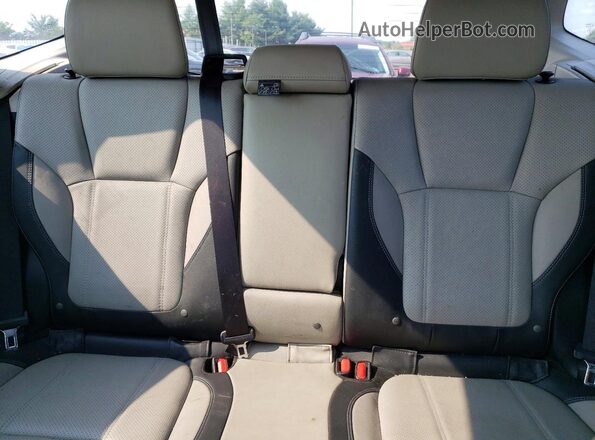 JF2SKASC0KH470504 2019 SUBARU FORESTER White Հետևի նստատեղերի տեսք
