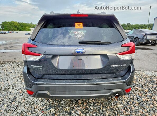 JF2SKASCXKH525895 2019 SUBARU FORESTER Gray უკანა ხედი