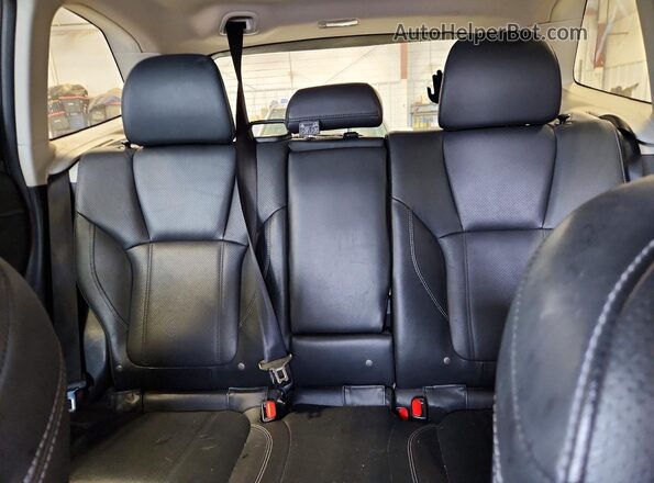 JF2SKAWC0KH409695 2019 SUBARU FORESTER Gray Rear seats view
