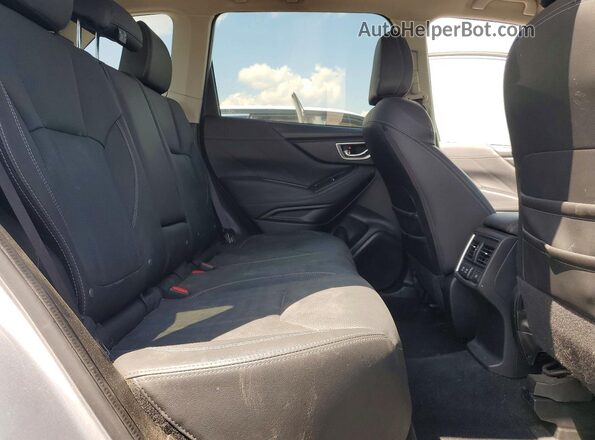 JF2SKAWC3KH505966 2019 SUBARU FORESTER Silver 