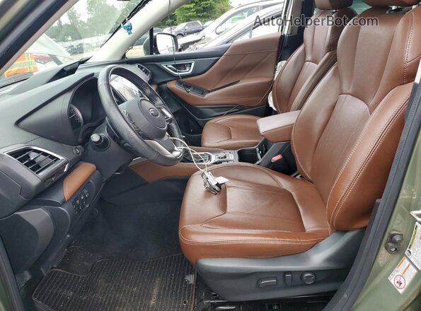 JF2SKAXC1LH526394 2020 SUBARU FORESTER Зеленый Вид салона спереди