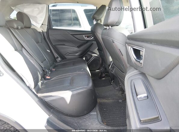JF2SKAXC2MH459984 2021 SUBARU FORESTER White VIN კოდის სტიკერის ხედი