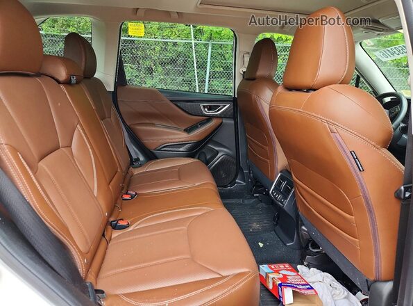 JF2SKAXC8MH575609 2021 SUBARU FORESTER Белый Вид задней части салона