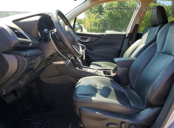 JF2SKAXCXMH419667 2021 SUBARU FORESTER Gray Vista interior delantera