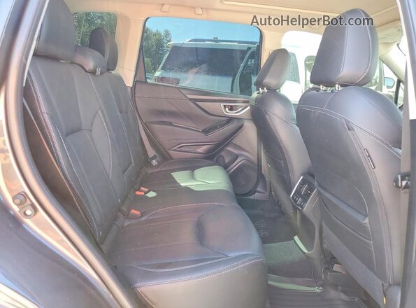 JF2SKAXCXMH448229 2021 SUBARU FORESTER Gray Widok wnętrza z tyłu