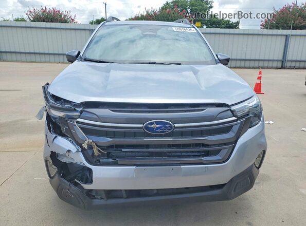 JF2SLDBC8SH427639 2025 SUBARU FORESTER Silver Front view