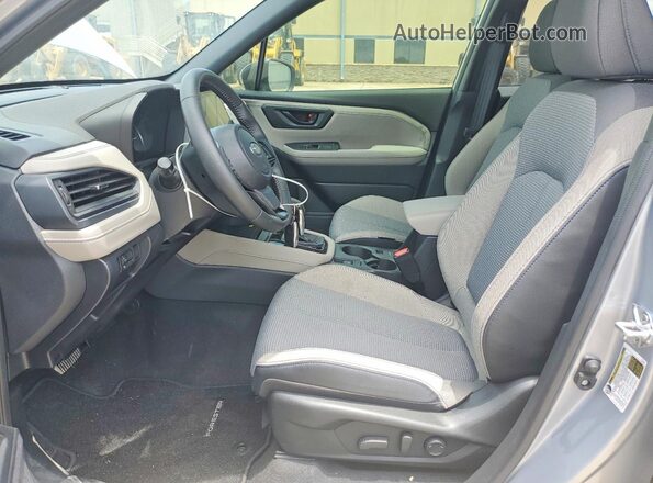 JF2SLDBC8SH427639 2025 SUBARU FORESTER Silver Front interior view