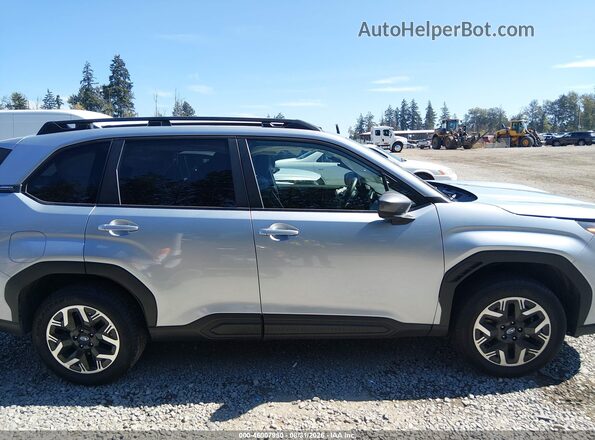 JF2SLDBC8SH521097 2025 SUBARU FORESTER Silver Панорамний вид салону 360°