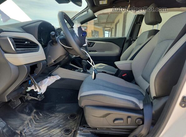 JF2SLDDC1SH577332 2025 SUBARU FORESTER White Սալոնի դիմացի տեսք