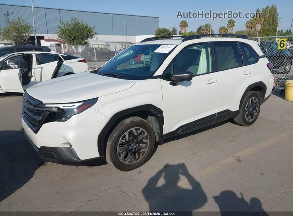 JF2SLDDC2SH584581 2025 SUBARU FORESTER White წინა მარცხენა ხედი სამი მეოთხედიდან