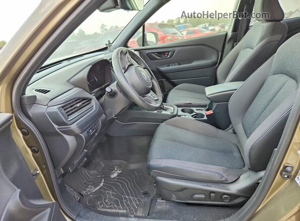 JF2SLDDC3SH452123 2025 SUBARU FORESTER Green Front interior view