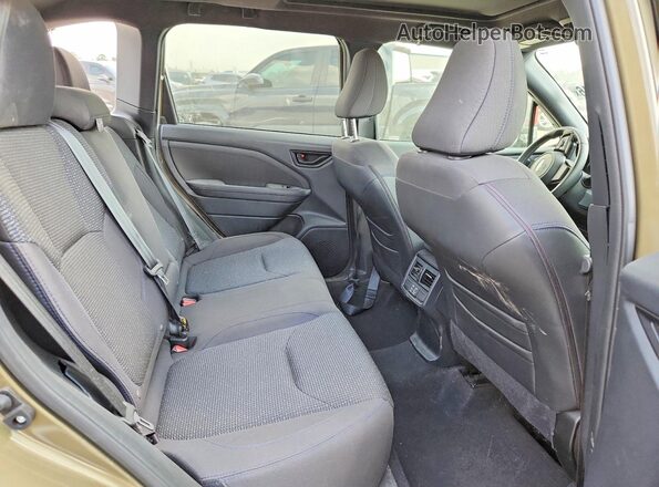 JF2SLDDC3SH452123 2025 SUBARU FORESTER Green Rear seats view