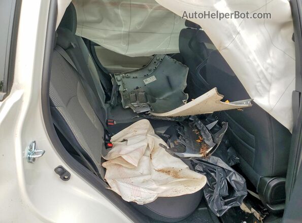 JF2SLDDC5SH505954 2025 SUBARU FORESTER White Vista interior trasera