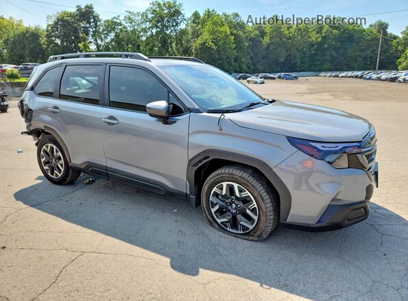 JF2SLDDC6SH591405 2025 SUBARU FORESTER Silver Front right
