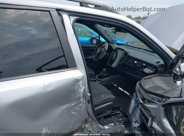 JF2SLDDC9SH478029 2025 SUBARU FORESTER Серебряный Вид салона спереди