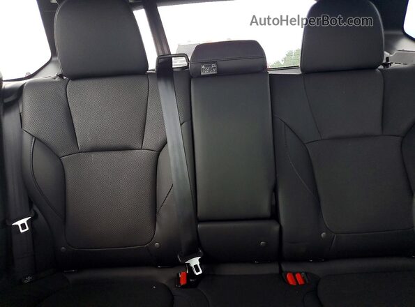 JF2SLDNC8SH565340 2025 SUBARU FORESTER Silver Vista de los asientos traseros