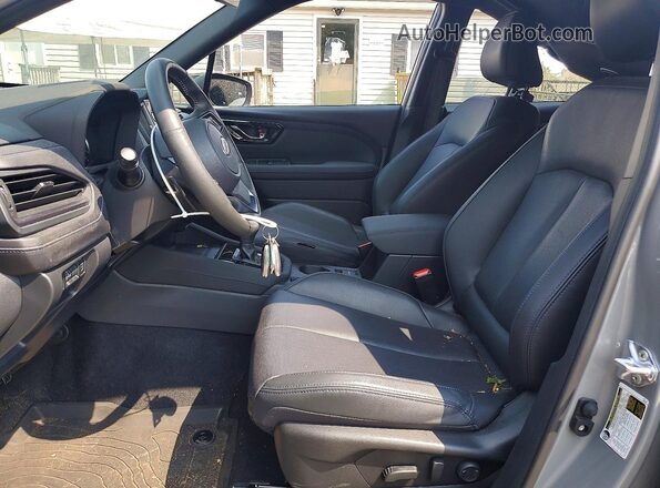 JF2SLDRC2SH511252 2025 SUBARU FORESTER Gray Սալոնի դիմացի տեսք
