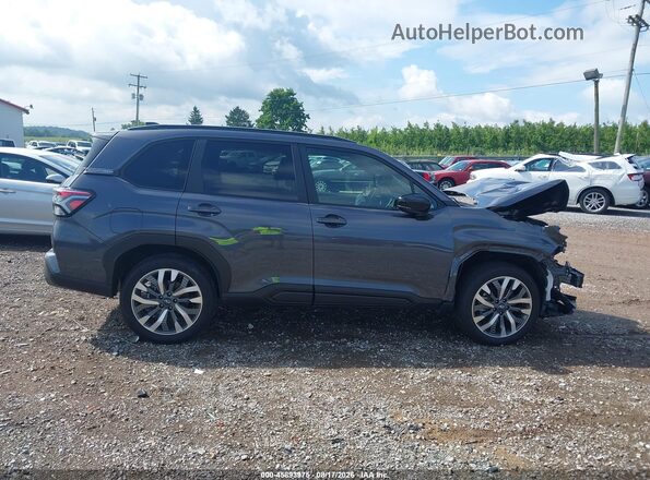 JF2SLDTC2SH567121 2025 SUBARU FORESTER Gray Rear interior view