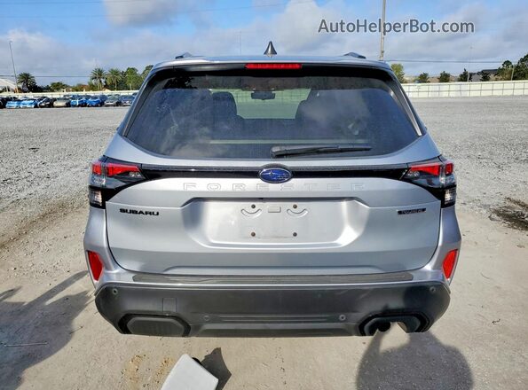 JF2SLDTC3SH448140 2025 SUBARU FORESTER Silver Հետևի տեսք