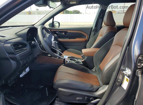 JF2SLDTC4SH615749 2025 SUBARU FORESTER Charcoal Front interior view