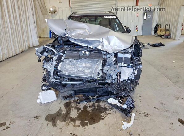 JF2SLDTC6SH602968 2025 SUBARU FORESTER Silver Front view