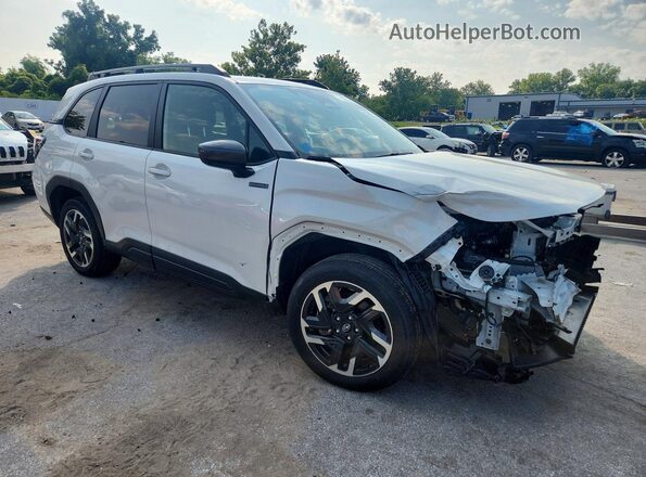 JF2SLSED3SH409624 2025 SUBARU FORESTER White Передня права чверть