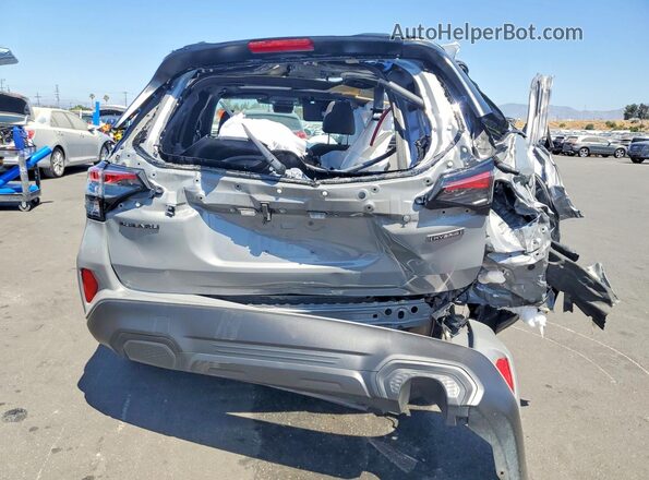 JF2SLSED9SH402175 2025 SUBARU FORESTER Gray Rear view