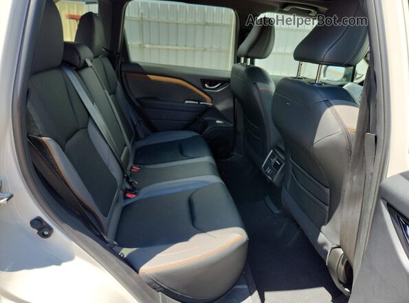 JF2SLSJD5SH417763 2025 SUBARU FORESTER White Rear interior view