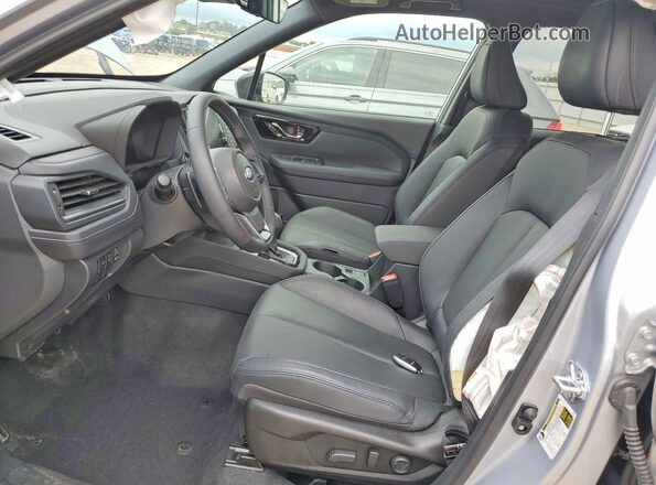 JF2SLSRD1SH436010 2025 SUBARU FORESTER Silver Vista interior delantera