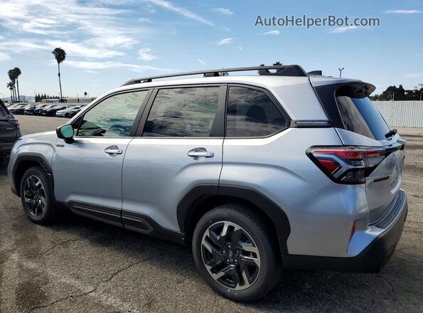 JF2SLSRD1SH443362 2025 SUBARU FORESTER Silver Trasero izquierdo