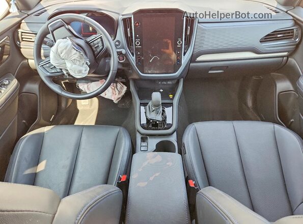 JF2SLSRD4SH408413 2025 SUBARU FORESTER White Vista del salpicadero