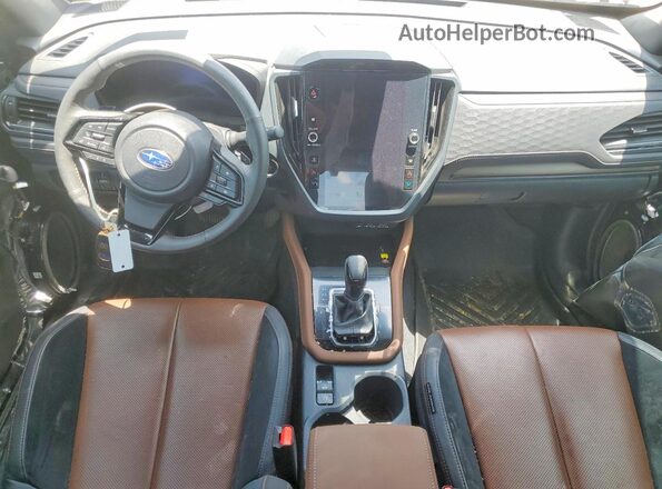 JF2SLSTD2SH408483 2025 SUBARU FORESTER Black Vista del salpicadero