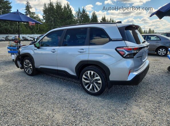 JF2SLSTD5SH405089 2025 SUBARU FORESTER Серебряный Задняя левая четверть