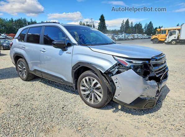 JF2SLSTD5SH405089 2025 SUBARU FORESTER Серебряный Передняя правая четверть